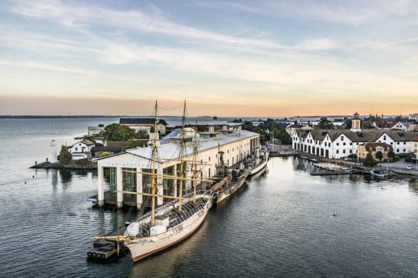 https://www.karlskronagf.se//explorer/images/karlskrona-harbour-600x400.jpg